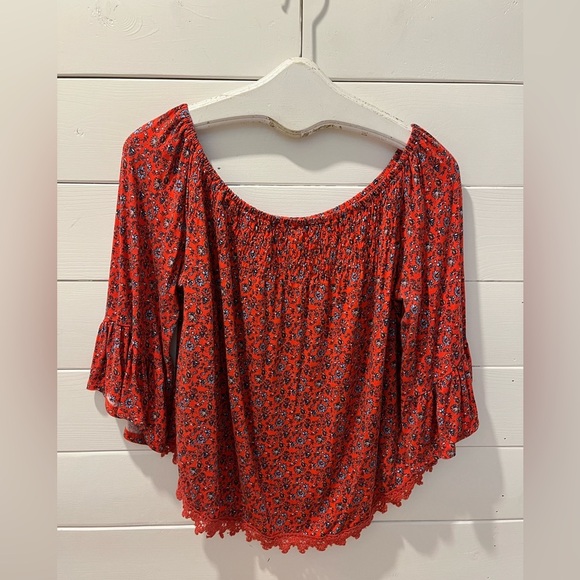 EYESHADOW – Bright red floral boho top, size L. - Picture 8 of 8